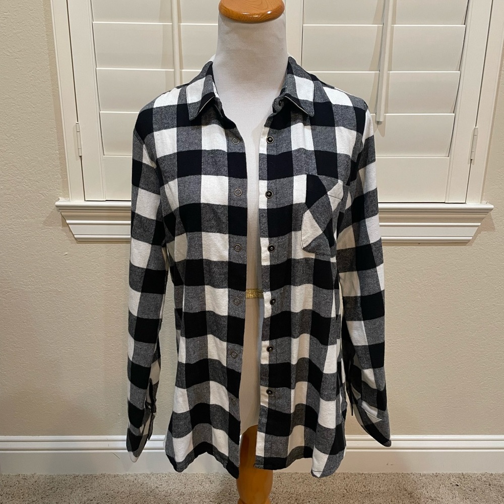 BP Women’s Checkered Flannel